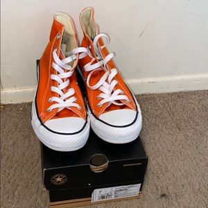 Converse chuck taylor High sz 7 women